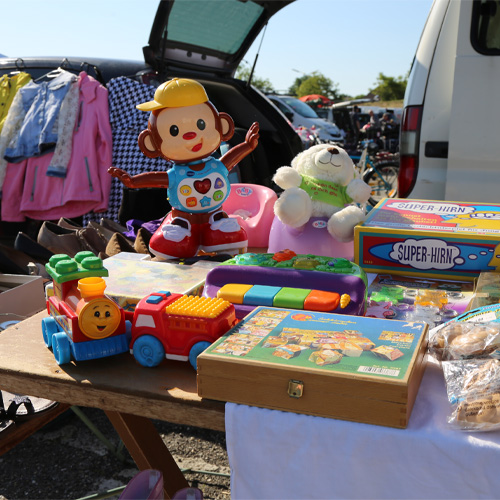 Kinderflohmarkt Aussteller Ware. Kinderflohmarkt Autokino Wien