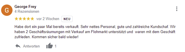Zufriedener und erfahrener Flohmarktverkäufer von Betriebsräumungen Zufriedener und erfahrener Flohmarktverkäufer von Betriebsräumungen
